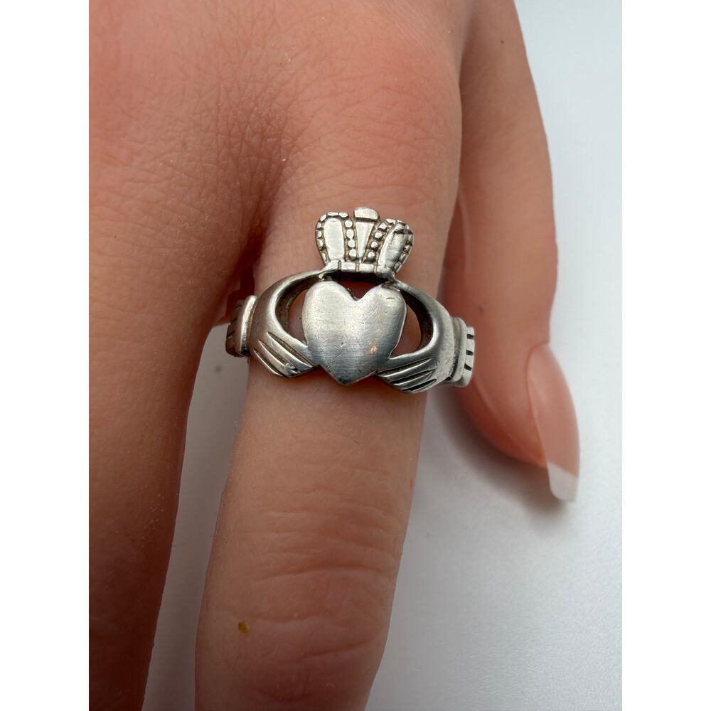 Vintage Sterling Silver Claddagh Ring Sz 9.25 - Picture 4 of 4